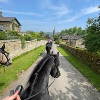 Peak District Horse Riding Camp – Chatsworth & Moorland Guided Ride Weekend (23–25 May)