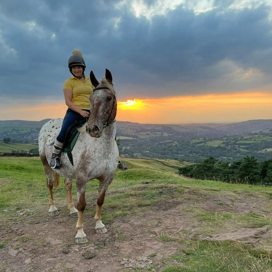 Eccles Pike Guided Horse Ride | Buxworth, High Peak | Leading Ladies Equestrian